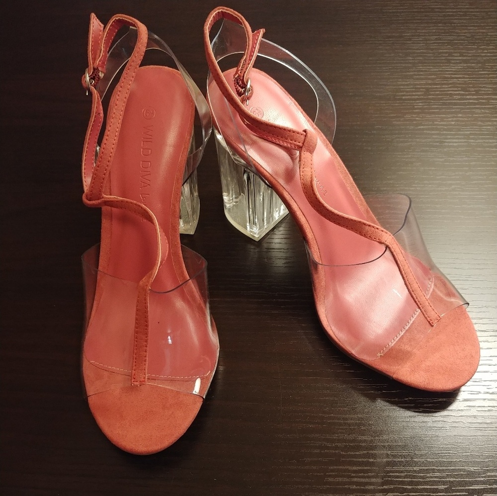 💖 NWT Cinnamon Pink Block Heels